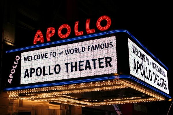 A place.Apollo Theater